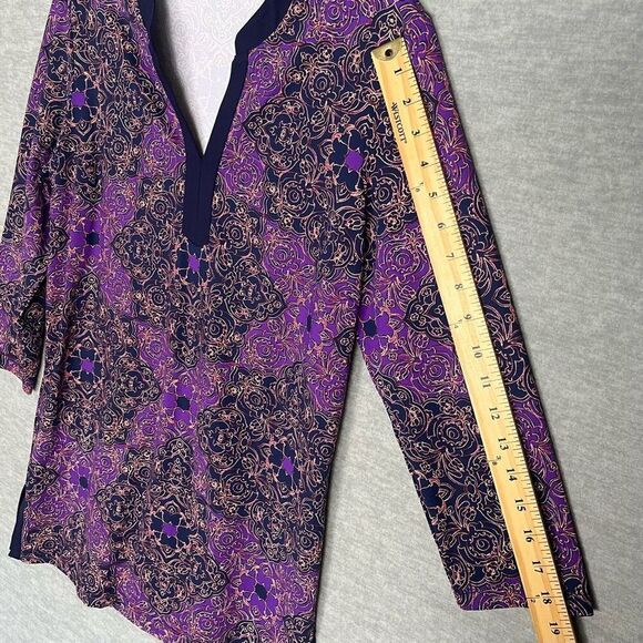 J. McLaughlin Catalina Cloth Tunic Top Women's Medium Purple Blue Floral V Neck - Picture 10 of 11
